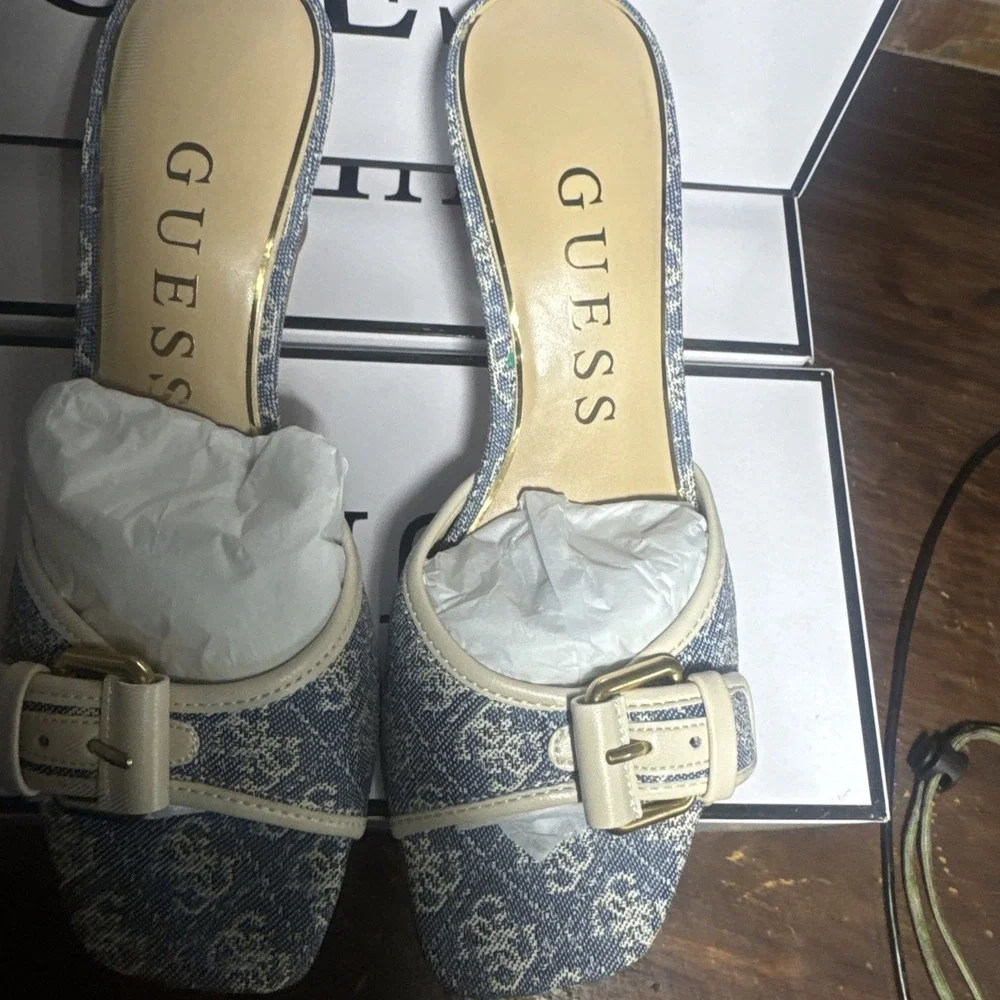 Women's GUESS Dista Buckle Kitten Heel Dress Sandals‎ Medium Blue Sz6